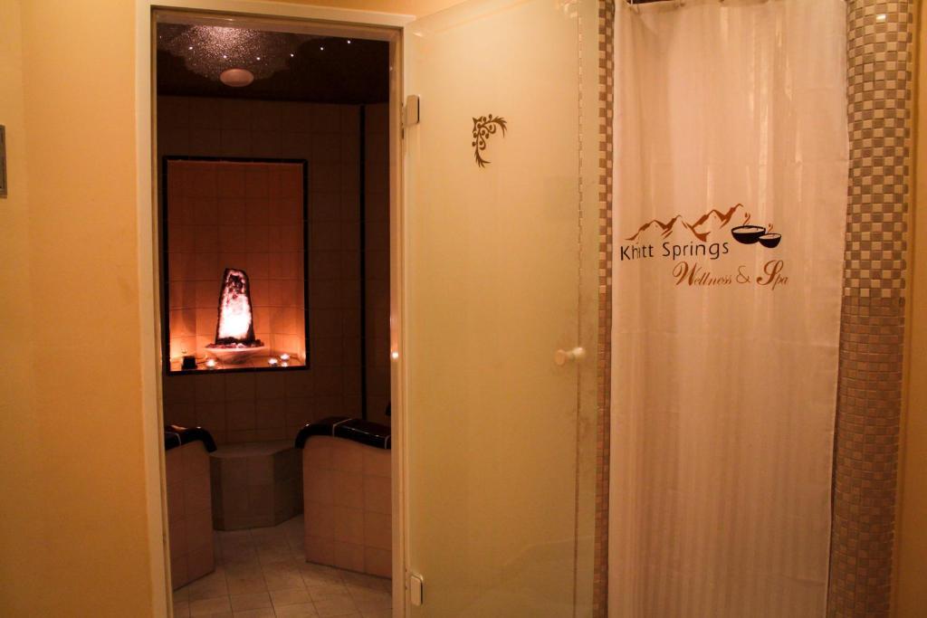 Golden Tulip Khatt Springs Resort & Spa Ras al-Khaimah Eksteriør bilde